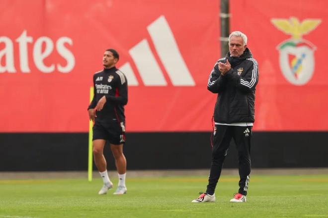 包含重磅！摩纳哥状态回暖备战葡超Ming在DWG比赛中关键助攻，本菲卡赛前篮板制胜的词条